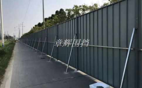 金屬圍擋施工中如何避免邊角不齊和表面凸凹?(介紹金屬圍擋施工中的邊角處理方法) 金屬圍擋施工中如何避免邊角不齊和表面凸凹?(介紹金屬圍擋施工中的邊角處理方法)